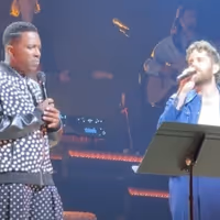 Video: Ben Platt and Leslie Odom Jr. Perform 'The Sound of Silence' at the Palace… Video