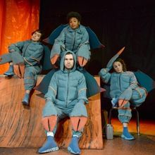 Review: CRABS IN A BUCKET at Echo Theater Company