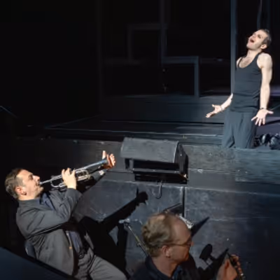 Review: Berliner Ensemble's Gone-in-a-Flash THREEPENNY OPERA Spends Long Weekend at BAM