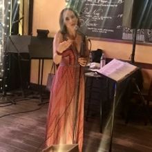 BWW Review: DAWN DEROW at The West Bank Cafe