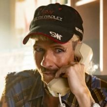 VIDEO: John Cameron Mitchell & Kate McKinnon in Peacock's JOE VS CAROLE Trailer