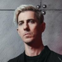 Stu Brooks Shares New Single 'Frontline (feat. Angelo Moore)'