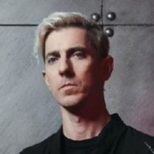 Stu Brooks Shares New Single 'Frontline (feat. Angelo Moore)'