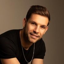 Ricardo Saiz se incorpora a ATRAPADAS EN LA OFI en el papel de Quique