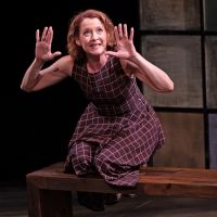 Obie Winner Renata Hinrichs Returns to the Stage With Live RANDOM ACTS