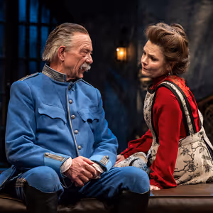 Review: THE DANCE OF DEATH at Steppenwolf Theatre Company