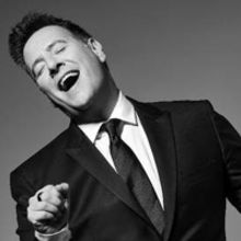 CARLOS LATRE MUSIC SHOW llega a Garaje Lola Espacio