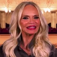VIDEO: Kristin Chenoweth Reveals Broadway Dream Roles on COLBERT Video