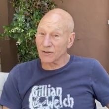 VIDEO: Sir Patrick Stewart Continues #ASonnetADay With Sonnet 44