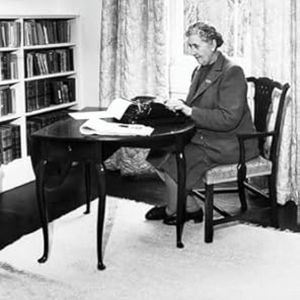 New Book MURDER IN THE WEST END: THE PLAYS OF AGATHA CHRISTIE AND HER DISCIPLES Relea