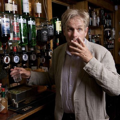 Robert Bathurst Will Return JEFFREY BERNARD IS UNWELL in The Bar Of The Coach &amp; Horses Pub In Soho