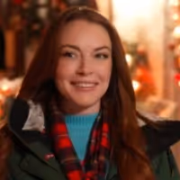 Photo: First Look at Lindsay Lohan & Chord Overstreet's Netflix Holiday Film