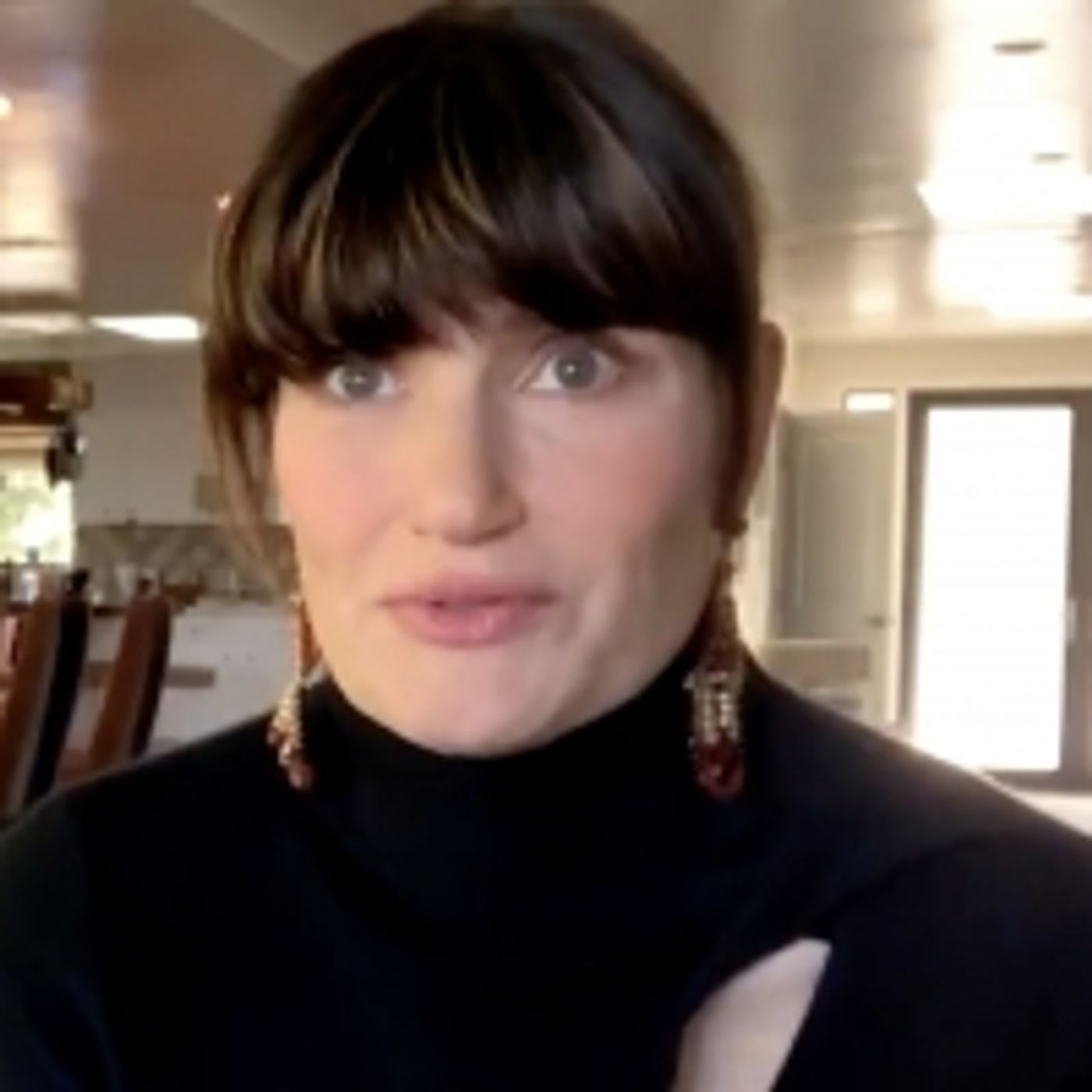 Wake Up With BWW 3/3: Idina Menzel on RENT's 25th Anniversary and Legacy, and More!  Image