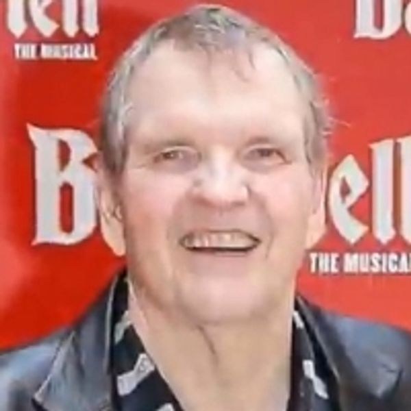 VIDEO: BAT OUT OF HELL Australia Pays Tribute to Meat Loaf - Australia - Perth Theater Video