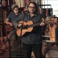 VIDEO: Jeff Tweedy Performs 'Gwendolyn' on LATE NIGHT WITH SETH MEYERS Video