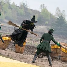 Video: Inside the VFX Magic for WICKED: FOR GOOD with Visual Effects Supervisor Pablo