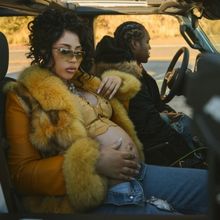 Video: Kali Uchis Reveals First Pregnancy In Music Video