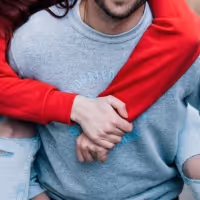 BWW Blog: The Non-Thespians Guide to Dating a 'Theatre Person'