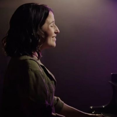 Shaina Taub Reveals Voice Notes from the SUFFS Songwriting Journey