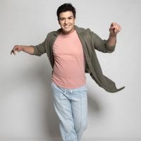 Feature: Argentinian Performer, Facundo Agustín, on The 2nd Broadway National Tour…