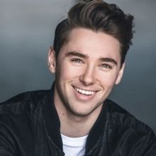 VIDEO: Alex Lodge Announces His Casting In PIPPIN