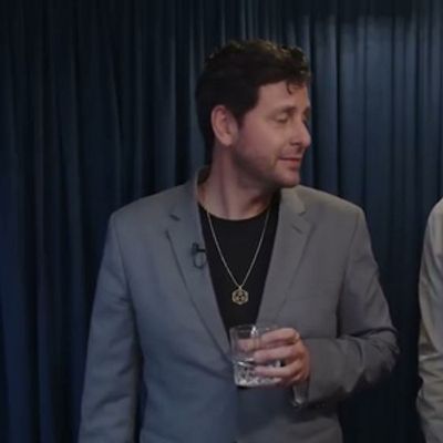 Ben Gleib Roasts AI Actress Tilly Norwood, Prince Harry's Airbnb Snub in New Monologue