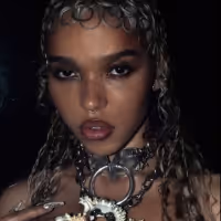 FKA twigs Releases New 'CAPRISONGS' Mixtape