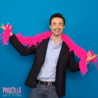 TV: Go Backstage at PRISCILLA With Joe McFadden Video