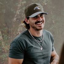 Tucker Wetmore Extends 'The Brunette World Tour' with New U.S. Dates