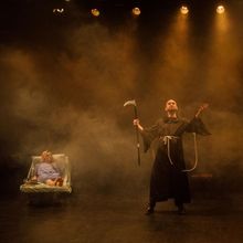 Review: DEAD MOM PLAY, Union Theatre