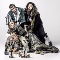 BWW Review: SH*T-FACED SHAKESPEARE: A MIDSUMMER NIGHT'S DREAM, Nuffield Southampton…