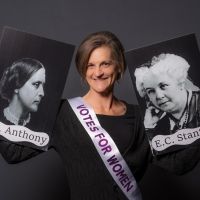 DIGGING IN THEIR HEELS Comes To The United Solo Festival