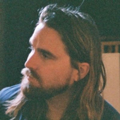 HOOGENBOOM Shares New Single 'Skipping Town'