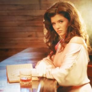 Belle Frantz to Release Debut Album HYMNS FROM A BARSTOOL Video
