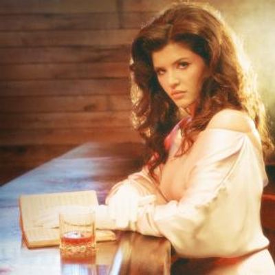 Belle Frantz to Release Debut Album HYMNS FROM A BARSTOOL