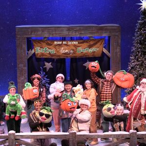 Video: SPOOKLEY AND THE CHRISTMAS KITTENS At Stages Theatre