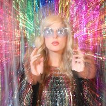 Jessie Baylin Releases Deluxe Edition of 'Strawberry Wind'