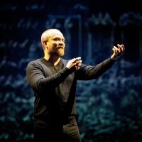 BWW Review: Prague Shakespeare Company's HAMLET Does it Solo at Main Street Theatre Photo