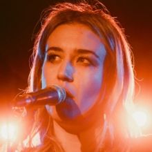 Ethereal Folk Singer Melanie MacLaren to Release Solo EP 'Tourist'