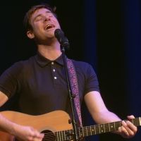 VIDEO: Watch WAITRESS's David Hunter Premiere His New Song 'Hand On My Heart'