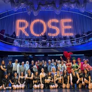 PHOTO: Richard Gere visita GYPSY en el Teatro del Soho CaixaBank de Málaga