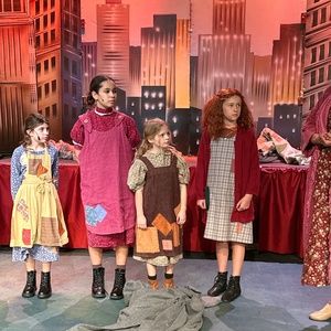 Review: ANNIE at Merrick Theatre And Center For The Arts