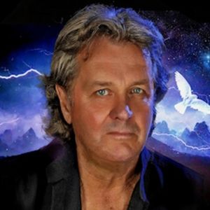 John Wetton to Release 'An Extraordinary Life' 8CD Box Set in November