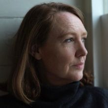 La Escritora Británica Paula Hawkins Presentará Su Más Reciente Novela La Hora Azu