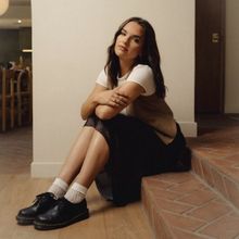 Breakout Pop Artist Jenna Raine Returns With New Single 'Hypothetically'