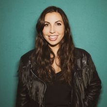 Caitlin Cook Brings Her Bathroom Graffiti Musical THE WRITING ON THE STALL to Blue St