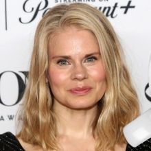 Wake Up With BroadwayWorld April 30, 2025