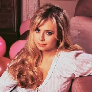 Sydney Sherrill Announces Debut Album & Releases New Single 'Kiss And Tell'