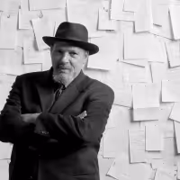 August Wilson, Sarah Brightman, Laura Linney, and More Will Receive Stars on the…
