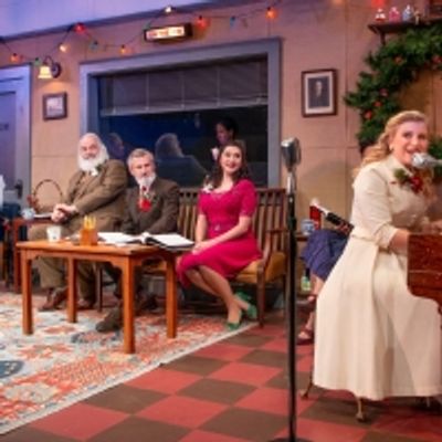 BWW Review: IT'S A WONDERFUL LIFE: A LIVE RADIO PLAY at Gamm Theatre